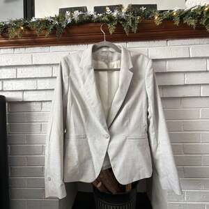 H&M Single-Breasted Fitted Blazer in Light Beige Marl - Size Medium
